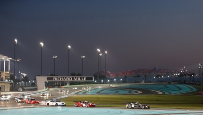 GT Series racing at Yas Marina Circuit