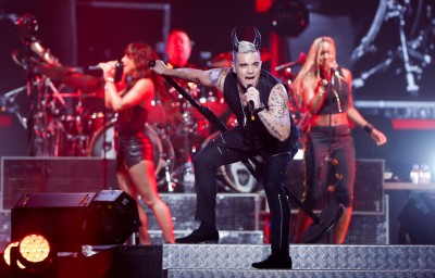 Concert, UAE, Robbie Williams